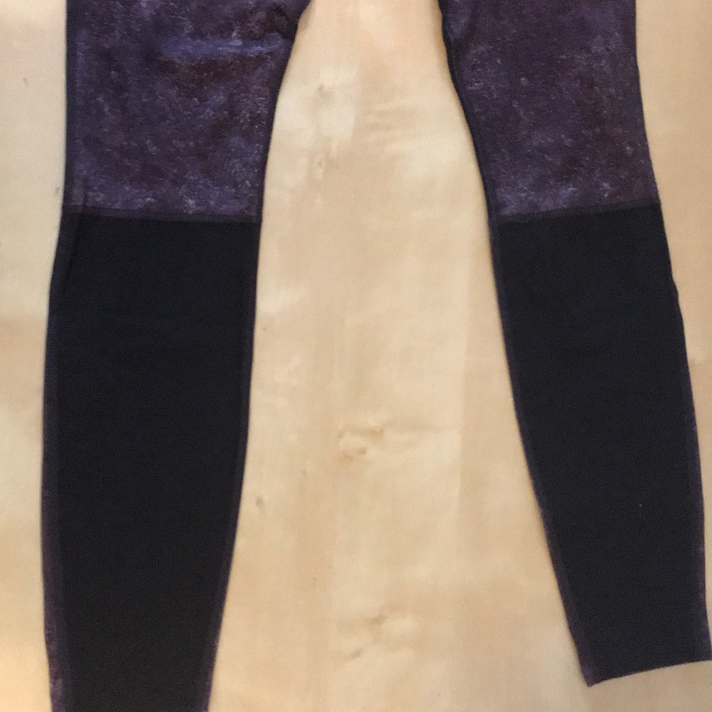 Workout tights - Picture 3 of 3